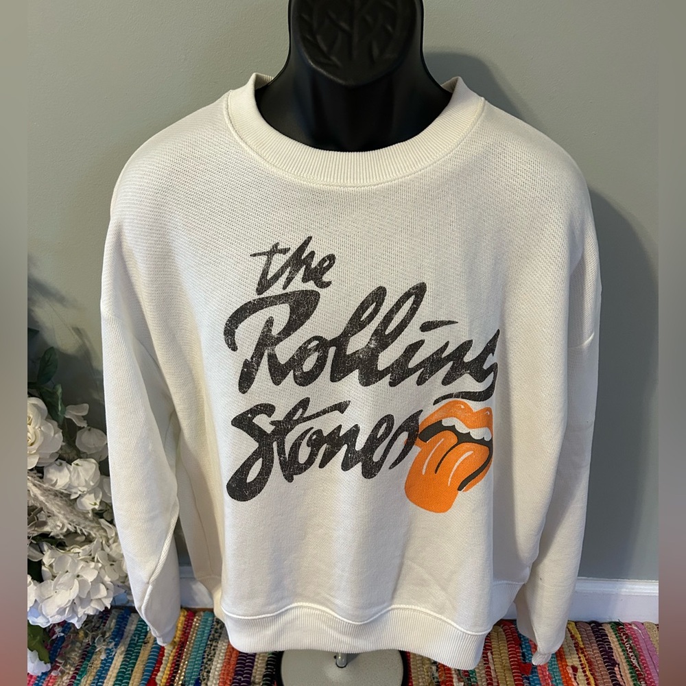 NEW Rolling Stones Hot Lips Crewneck Sweatshirt Waffle Band Concert Tee Medium
